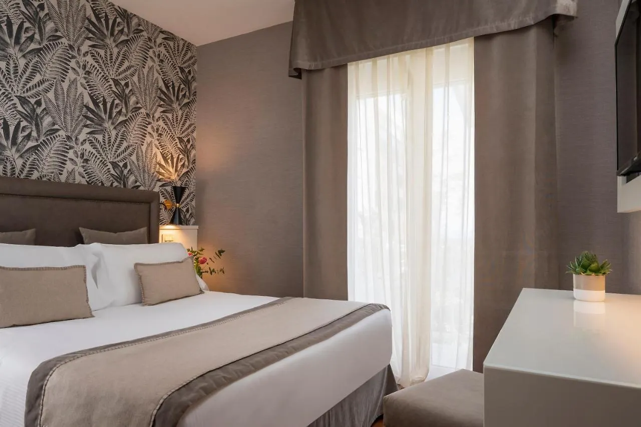****  Hotel Maestrale Riccione Italy