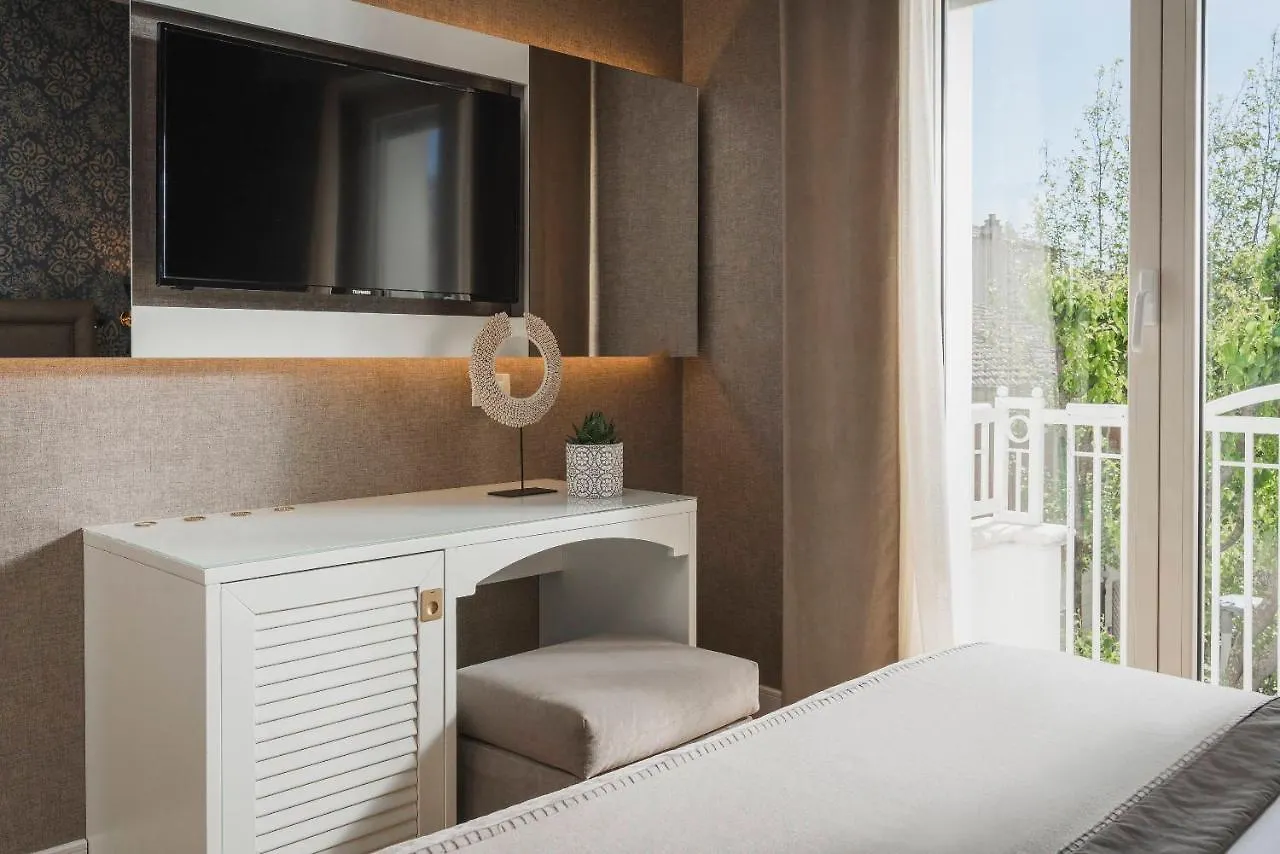Hotel Maestrale Riccione Italy