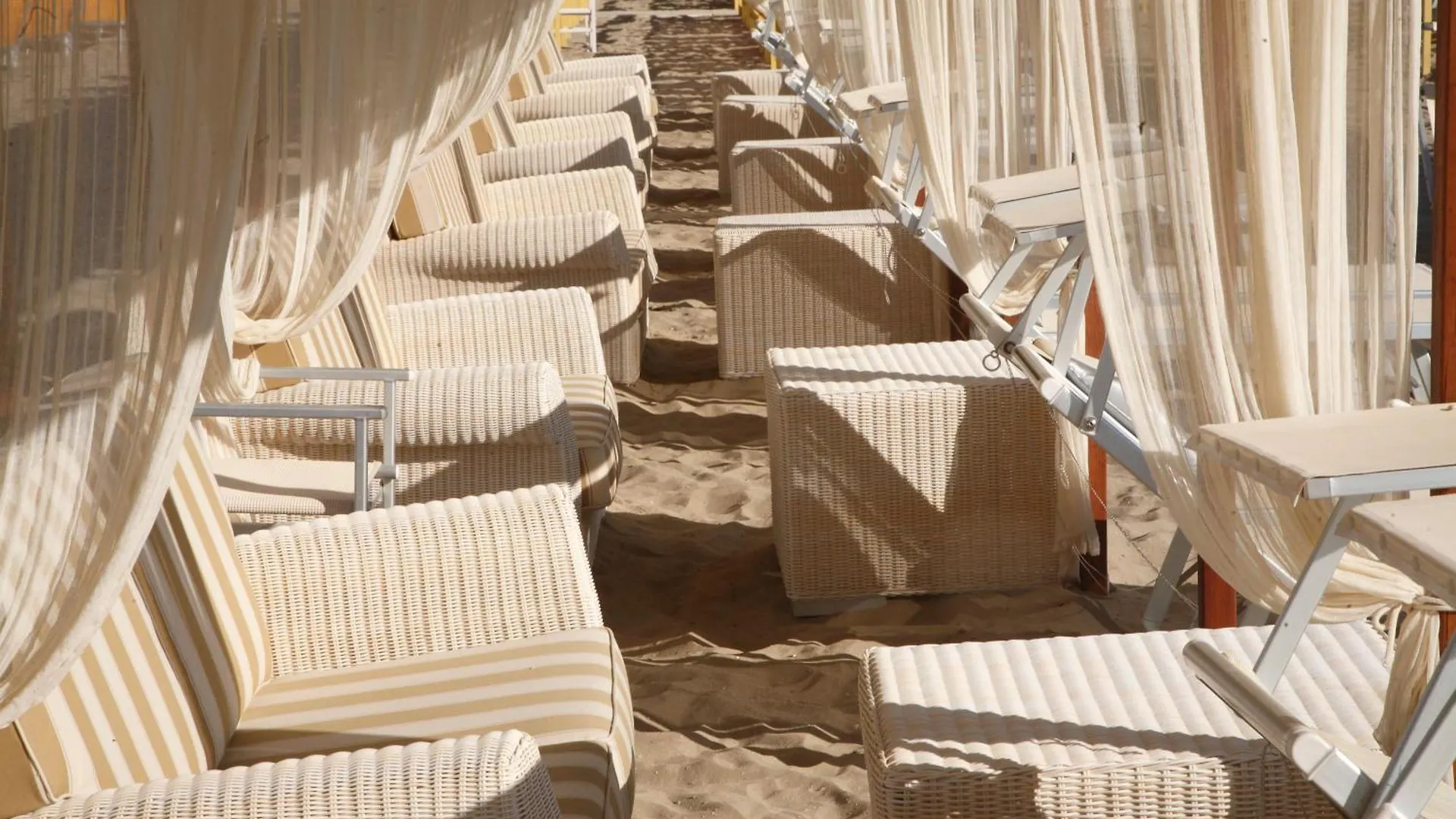 Hotel Maestrale Riccione 4*,  Italy